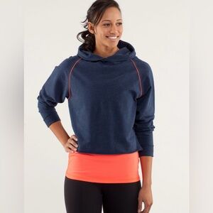 Lululemon Please Me Cropped d Pullover Size 6 Navy Great Condition